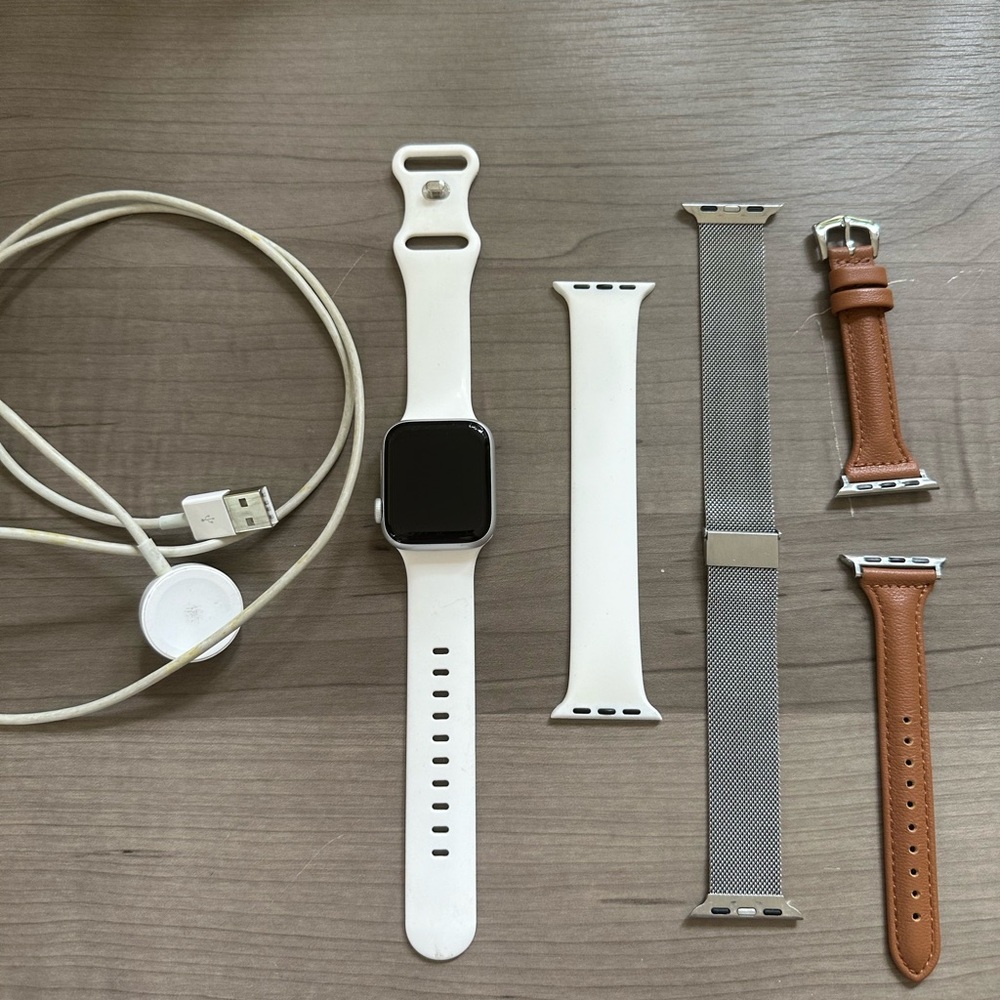 Apple Watch Series 5 and accessories